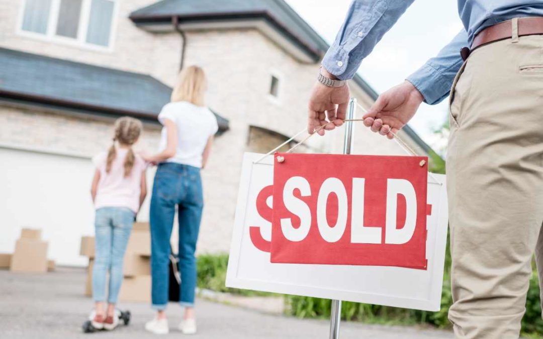 Buying a Home During a Recession: Is it Worth it?
