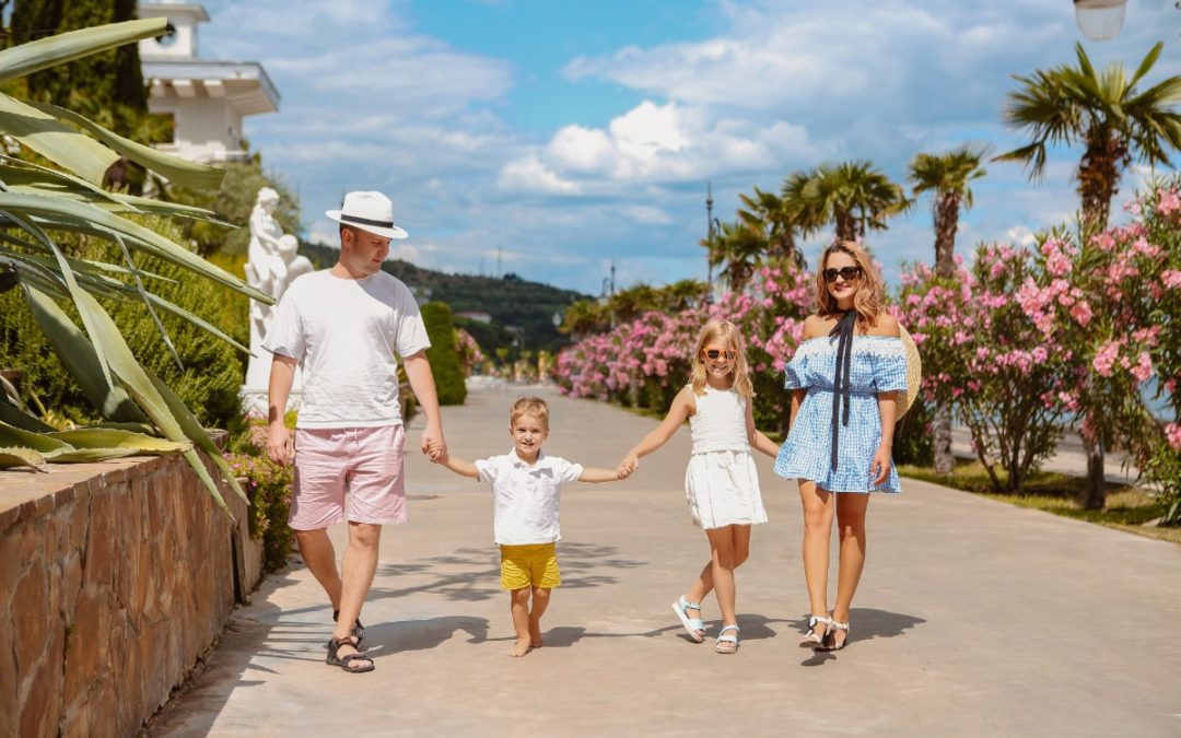 How to Budget and Plan for a Family Vacation: 5 Practical Steps